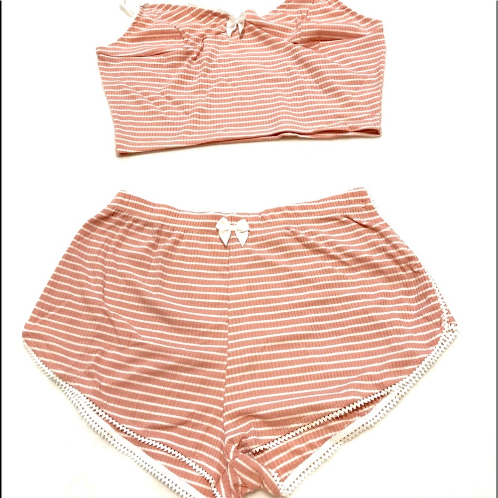 2 piece pink and white stripped sleepwear